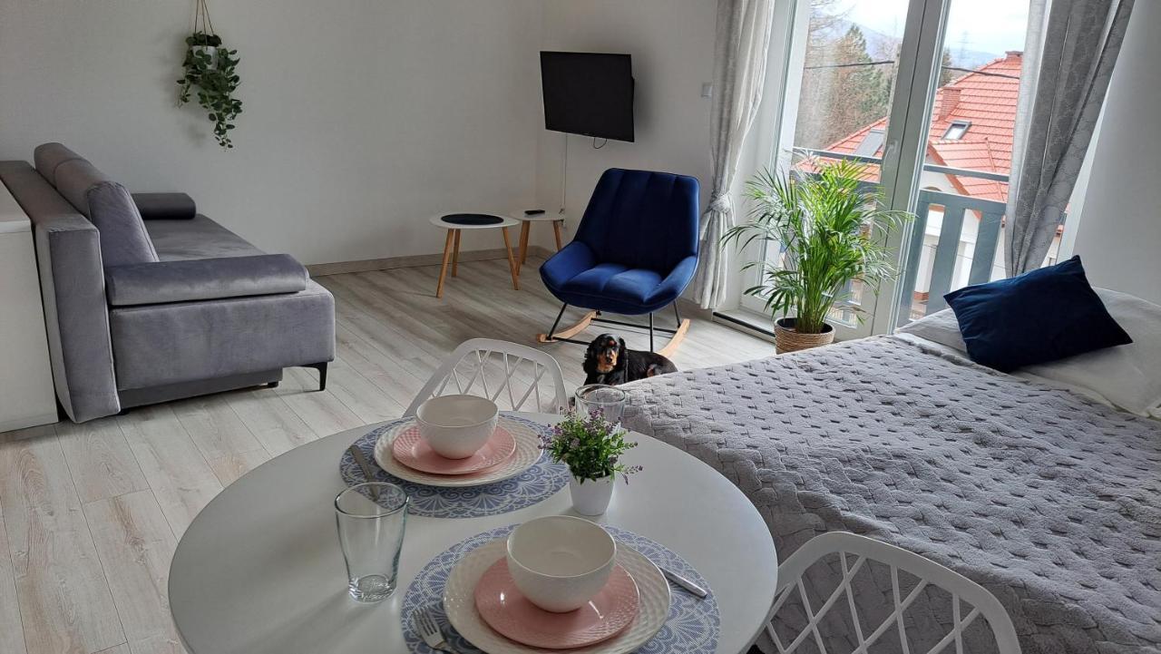 Apartamenty Bujaki อุสทรอน ภายนอก รูปภาพ